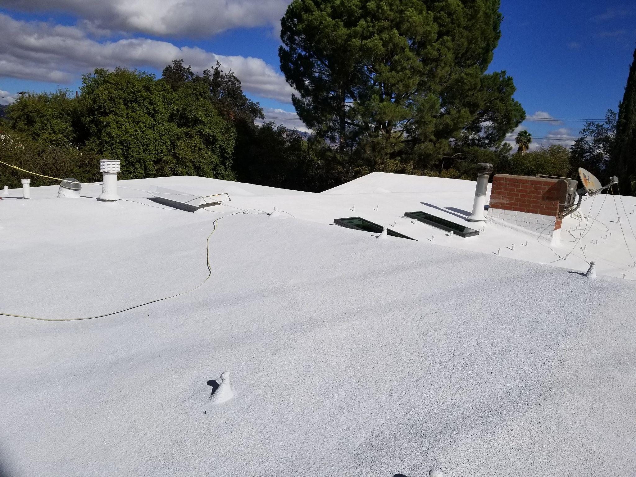 Roll roofing in Los Feliz CA